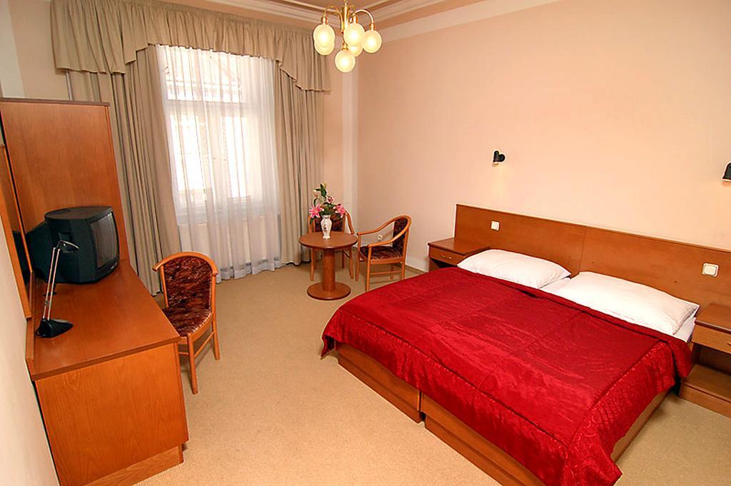 Hotel & Residence Royal Standard Praha Rom bilde