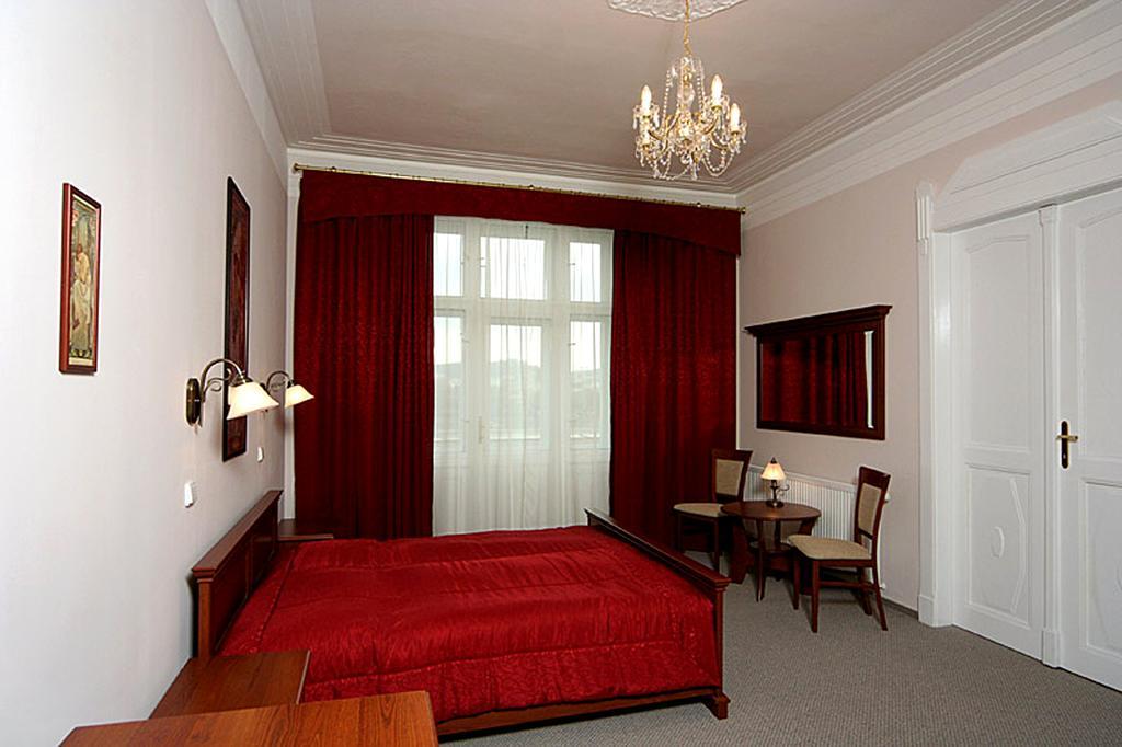Hotel & Residence Royal Standard Praha Rom bilde